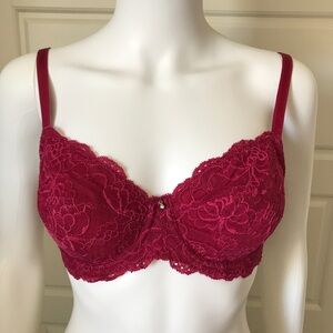 Montelle Intimates sz 34D lace bra in burgundy
